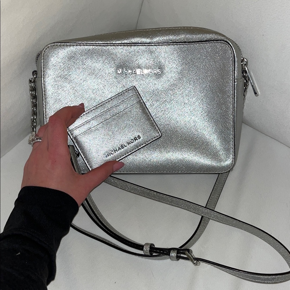 Michael Kors Metallic Silver Crossbody Bag and Card holder